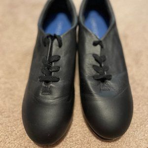 Tap dance shoes